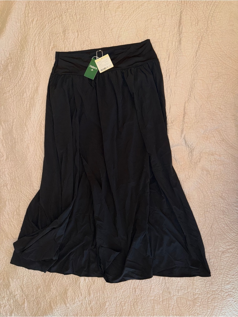 HALARA Black Breezeful Maxi Skirt with Wide Waistband
